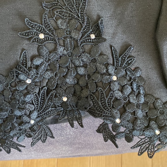 Vintage Michael Marcella jacket with shoulder pads and lace with rhinestone - Picture 4 of 11